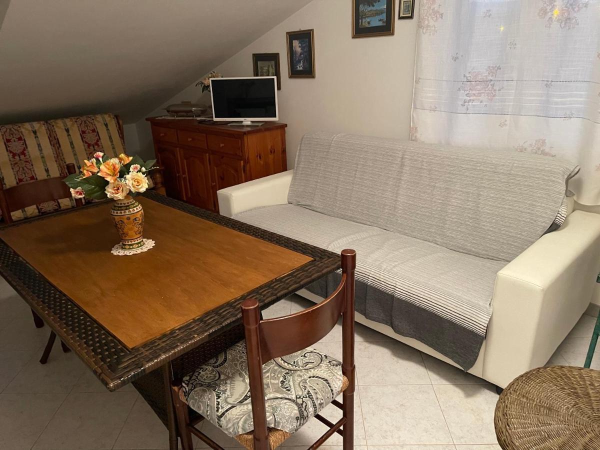 La Mansarda Bed & Breakfast Biancareddu ภายนอก รูปภาพ